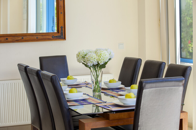 You and Your Family will love this Seafront Villa, Protaras Villa 1540