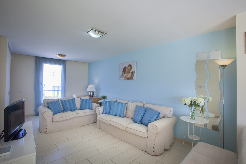 You and Your Family will love this Seafront Villa, Protaras Villa 1540