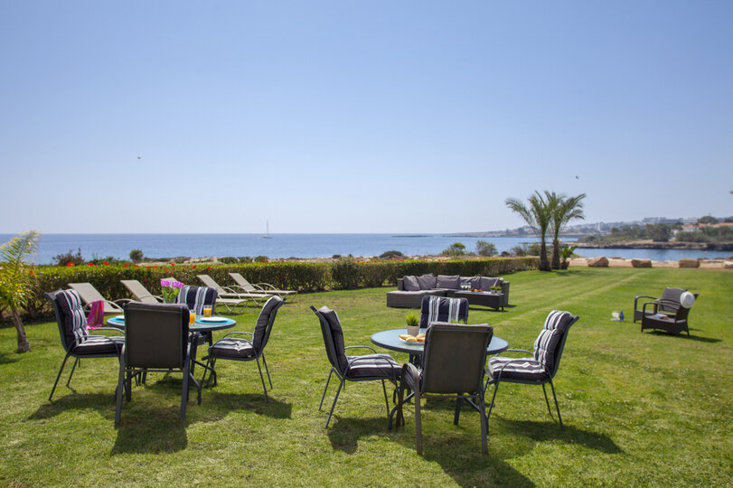 You and Your Family will love this Seafront Villa, Protaras Villa 1540