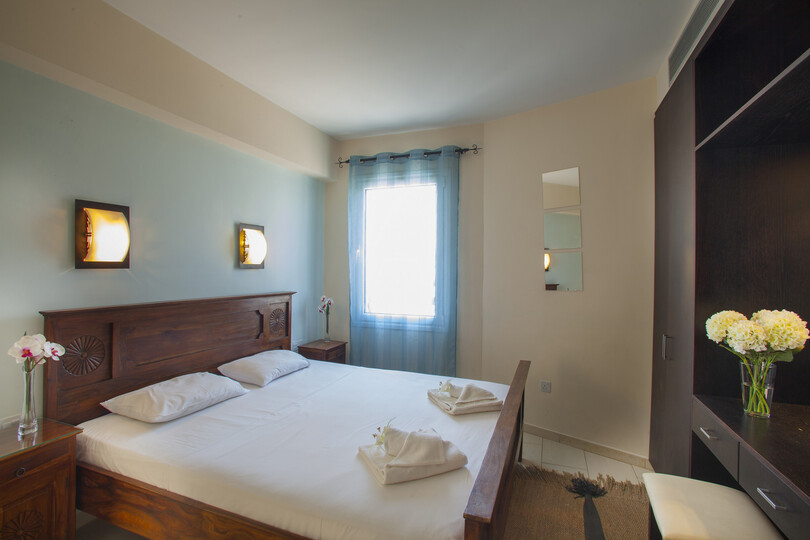 You and Your Family will love this Seafront Villa, Protaras Villa 1540