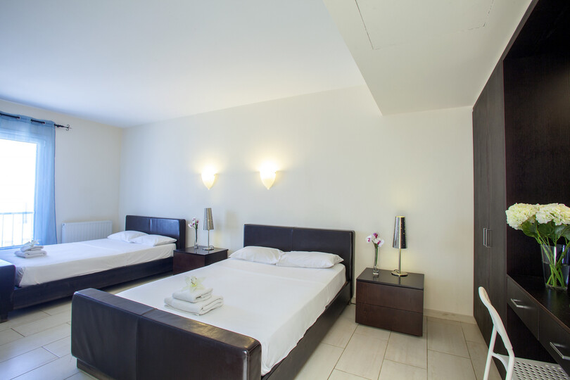 You and Your Family will love this Seafront Villa, Protaras Villa 1540