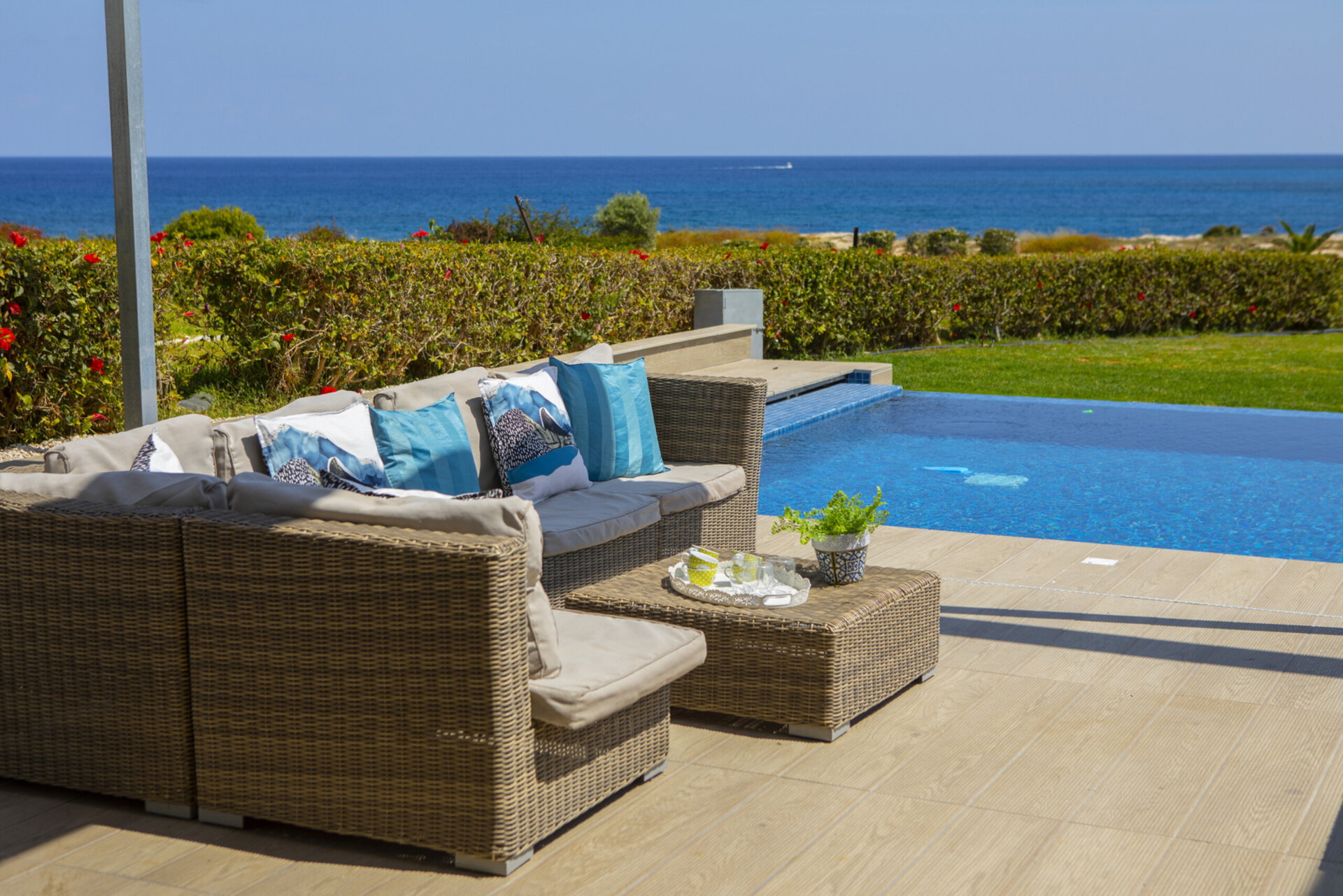 You and Your Family will love this Seafront Villa, Protaras Villa 1540