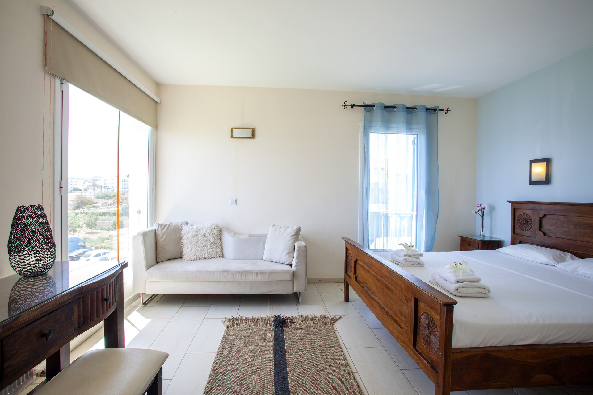 You and Your Family will love this Seafront Villa, Protaras Villa 1540