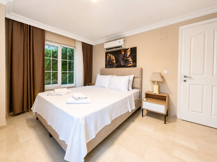 5 Star Villa Celeste - Luxury Sea View Sanctuary