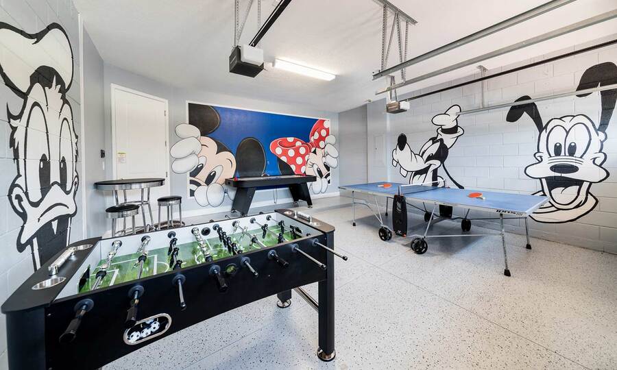 [amenities:game-room:2] Game Room