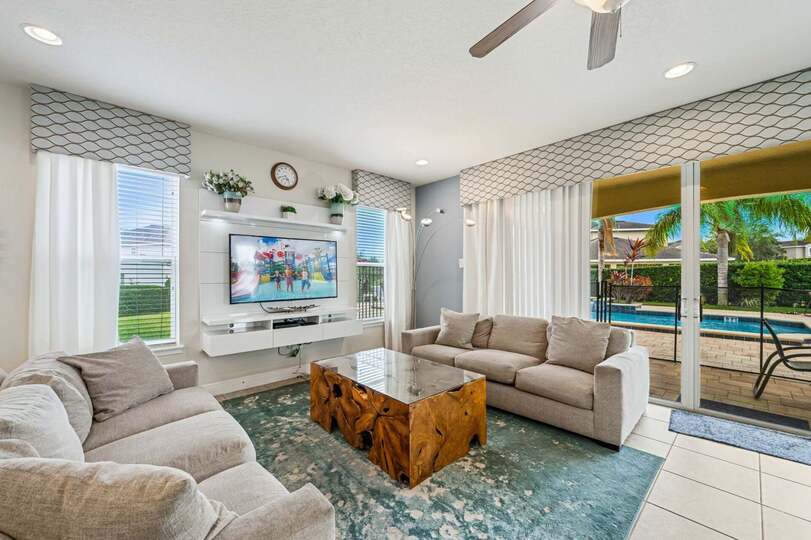 Luxury Villa with Private Pool on Encore Resort at Reunion, Orlando Villa 4356