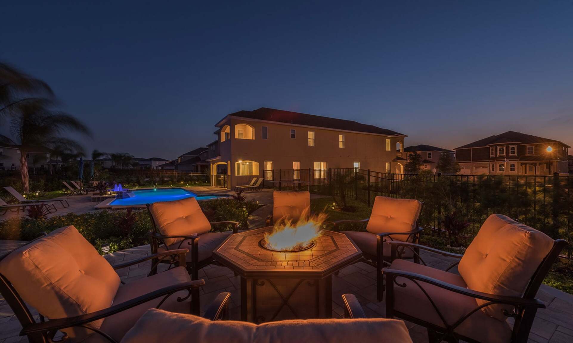 [amenities:fire-pit:1] Fire Pit
