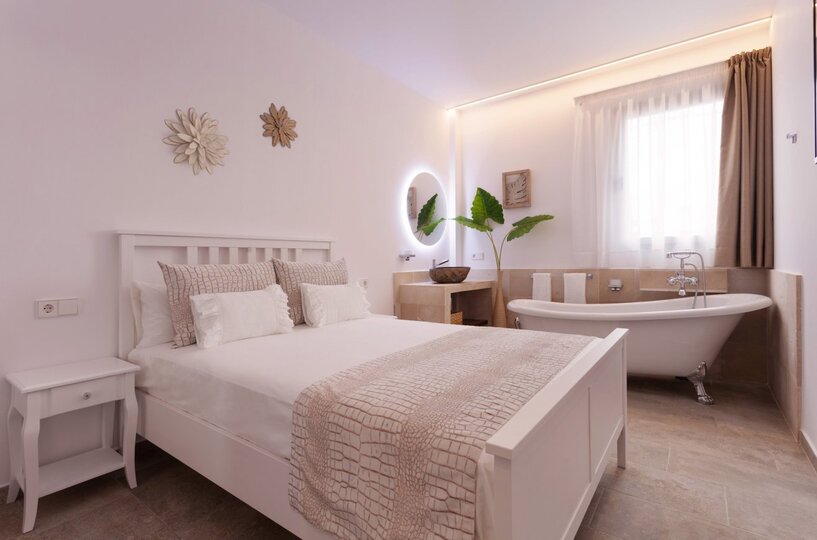 Exclusive Holiday Villa with Private Pool, Balearic Islands Villa 1481