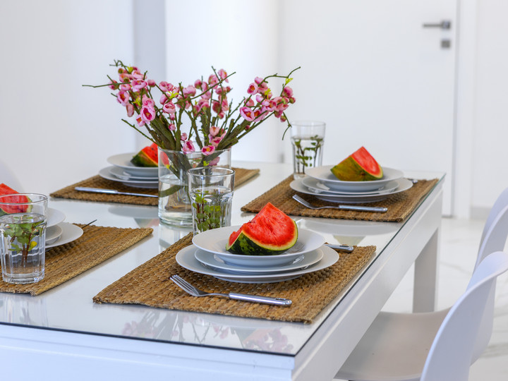 The Perfect Holiday Apartment minutes from the Beach in Larnaca, Larnaca Apartment 1401