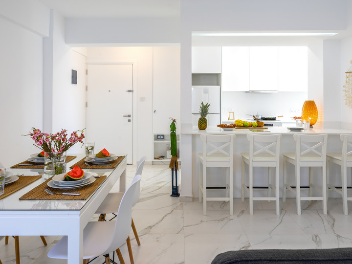 The Perfect Holiday Apartment minutes from the Beach in Larnaca, Larnaca Apartment 1401