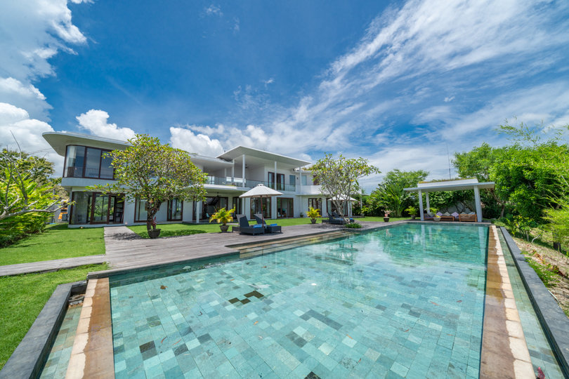 The Ultimate 5 Star Holiday Villa in Kabupaten Badung with Private Pool, Bali Villa 2097
