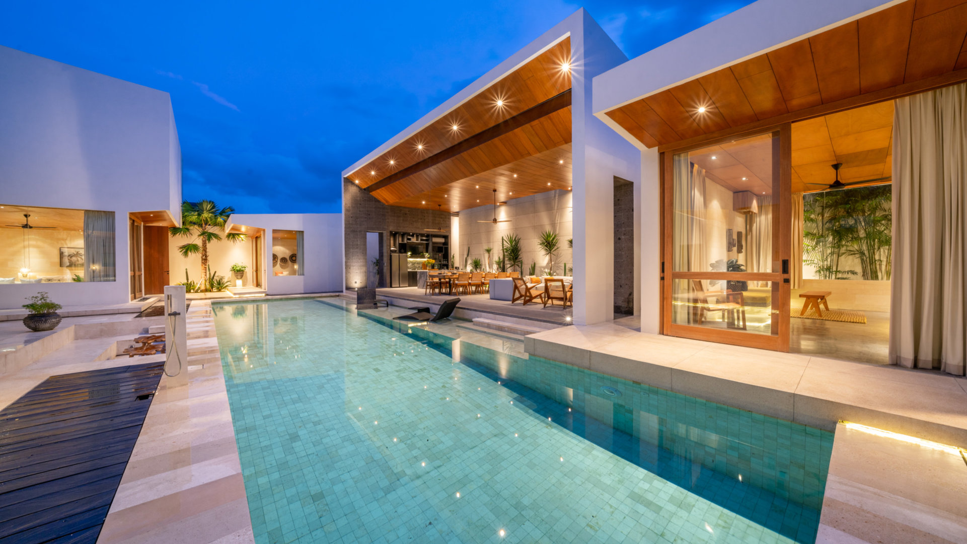 The Ultimate 5 Star Holiday Villa in Kabupaten Badung with Private Pool and Fully Staffed, Bali Villa 2098