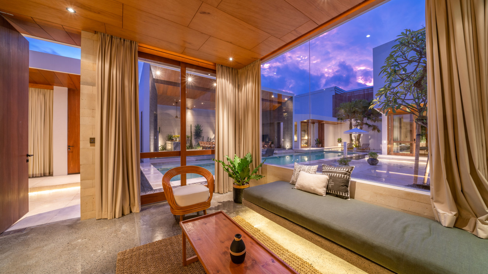 The Ultimate 5 Star Holiday Villa in Kabupaten Badung with Private Pool and Fully Staffed, Bali Villa 2098