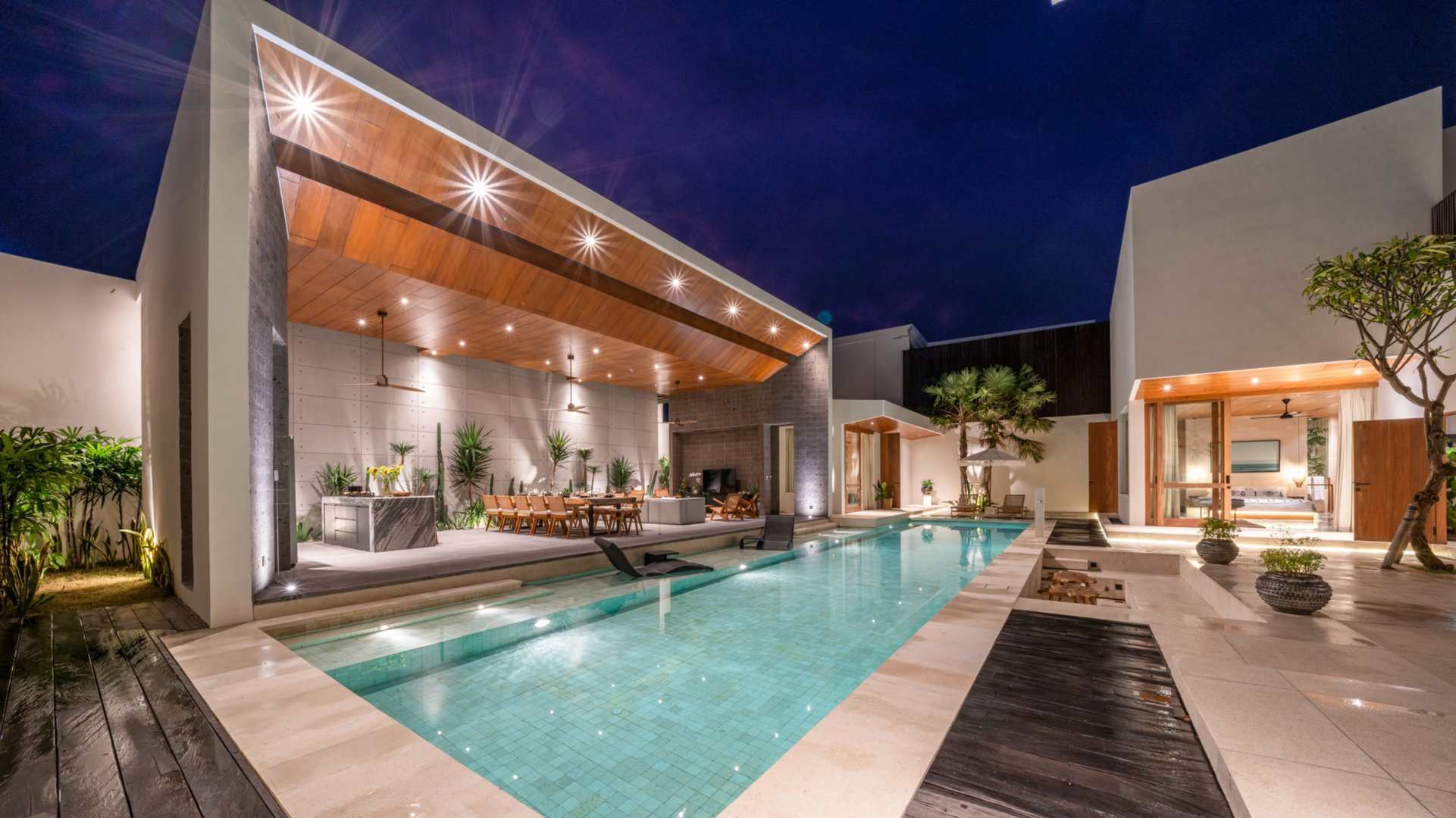 The Ultimate 5 Star Holiday Villa in Kabupaten Badung with Private Pool and Fully Staffed, Bali Villa 2098