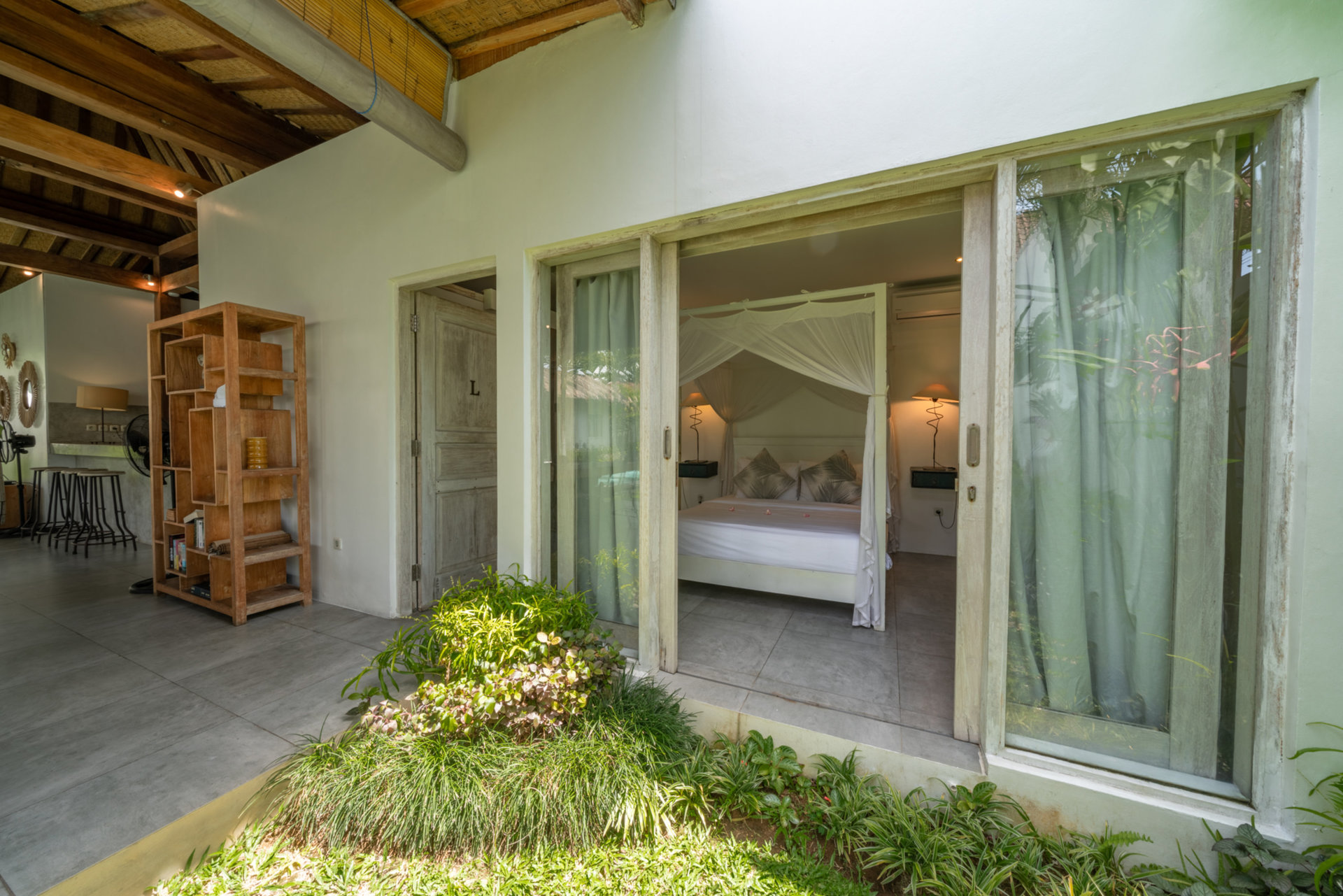The Ultimate 5 Star Holiday Villa in Kabupaten Badung with Private Pool and Fully Staffed, Bali Villa 2099
