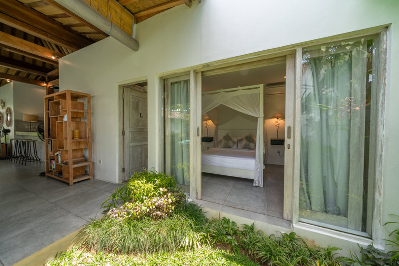 The Ultimate 5 Star Holiday Villa in Kabupaten Badung with Private Pool and Fully Staffed, Bali Villa 2099