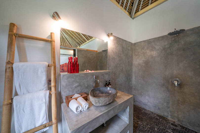 The Ultimate 5 Star Holiday Villa in Kabupaten Badung with Private Pool and Fully Staffed, Bali Villa 2099