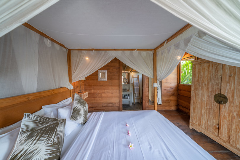 The Ultimate 5 Star Holiday Villa in Kabupaten Badung with Private Pool and Fully Staffed, Bali Villa 2099