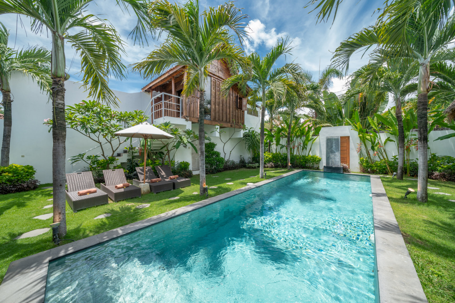The Ultimate 5 Star Holiday Villa in Kabupaten Badung with Private Pool and Fully Staffed, Bali Villa 2099