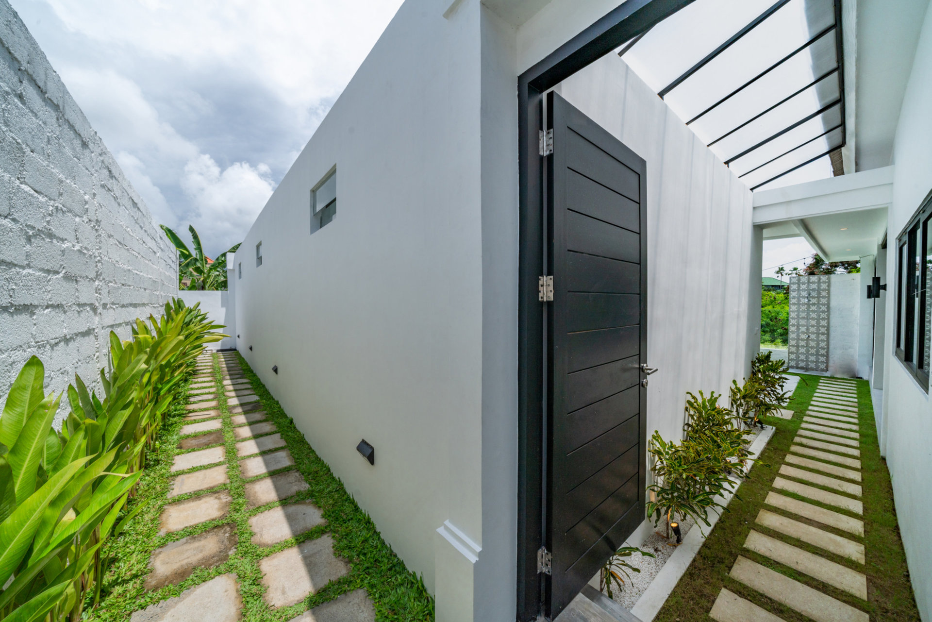 The Ultimate 5 Star Holiday Villa in Kabupaten Badung with Private Pool and Fully Staffed, Bali Villa 2107