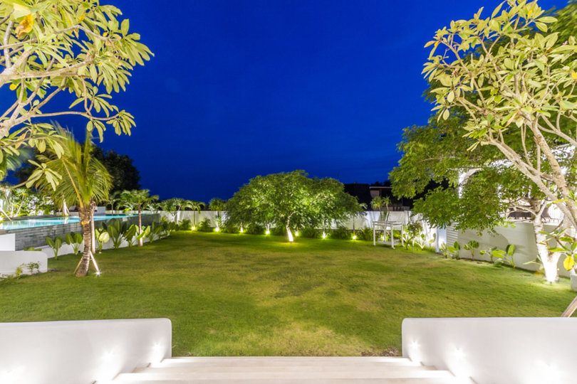 Imagine Your Family Renting a Luxury 5 Bedroom Holiday Villa with Stunning Ocean Views, Bali Villa 2114