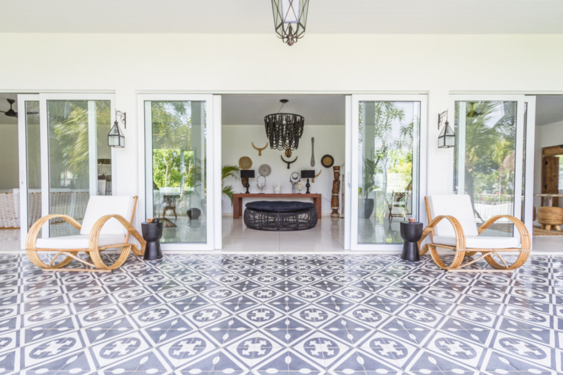 Imagine Your Family Renting a Luxury 5 Bedroom Holiday Villa with Stunning Ocean Views, Bali Villa 2114