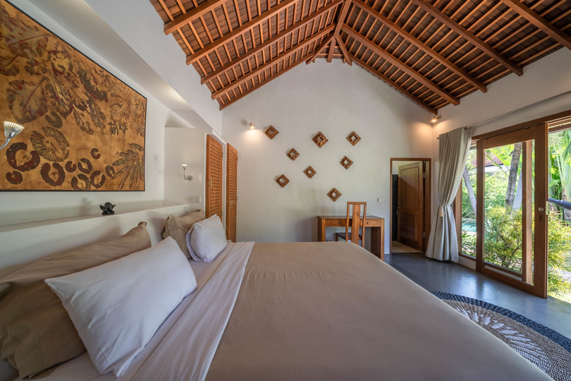 Luxury 4-Bedroom Getaway Near Double Six Beach, Bali Villa 2116