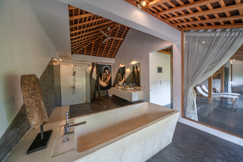 Luxury 4-Bedroom Getaway Near Double Six Beach, Bali Villa 2116