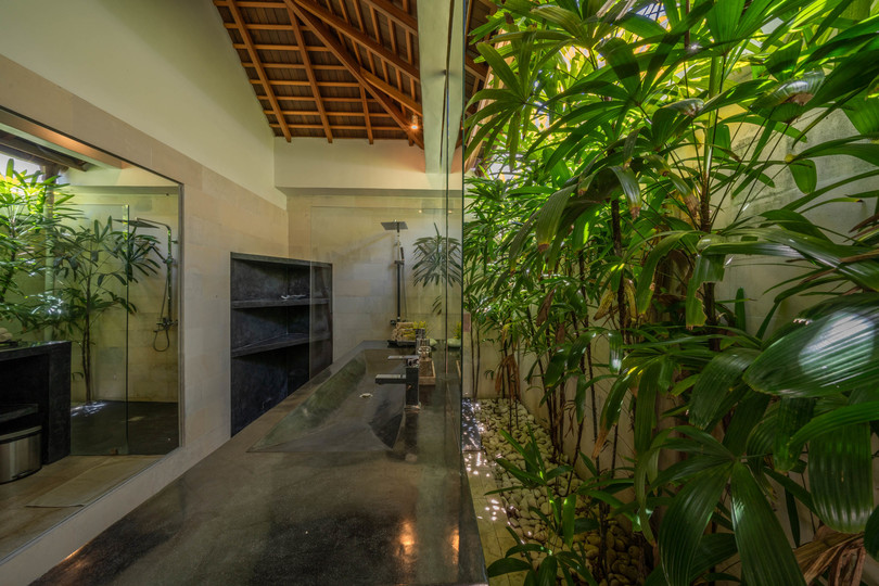 Luxury 4-Bedroom Getaway Near Double Six Beach, Bali Villa 2116
