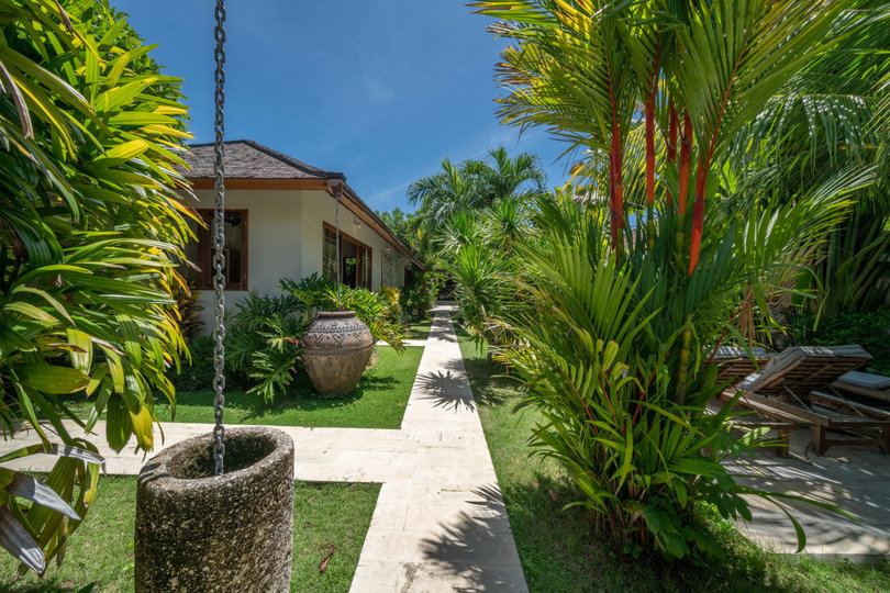 Luxury 4-Bedroom Getaway Near Double Six Beach, Bali Villa 2116