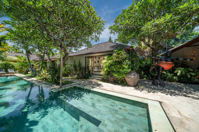Luxury 4-Bedroom Getaway Near Double Six Beach, Bali Villa 2116
