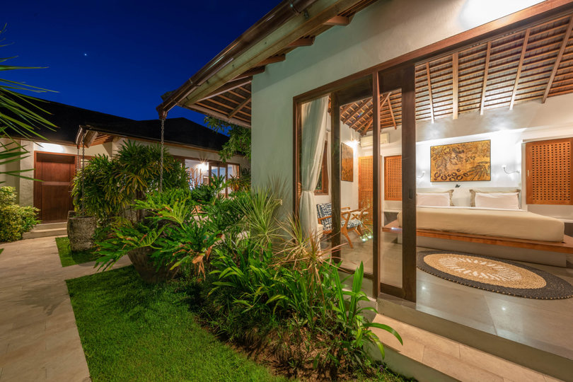 Luxury 4-Bedroom Getaway Near Double Six Beach, Bali Villa 2116