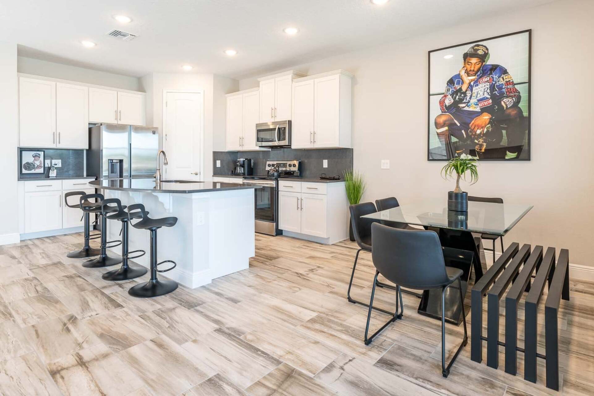 Perfect 4 Bedroom Villa on Encore Resort at Reunion, Orlando Villa 5739