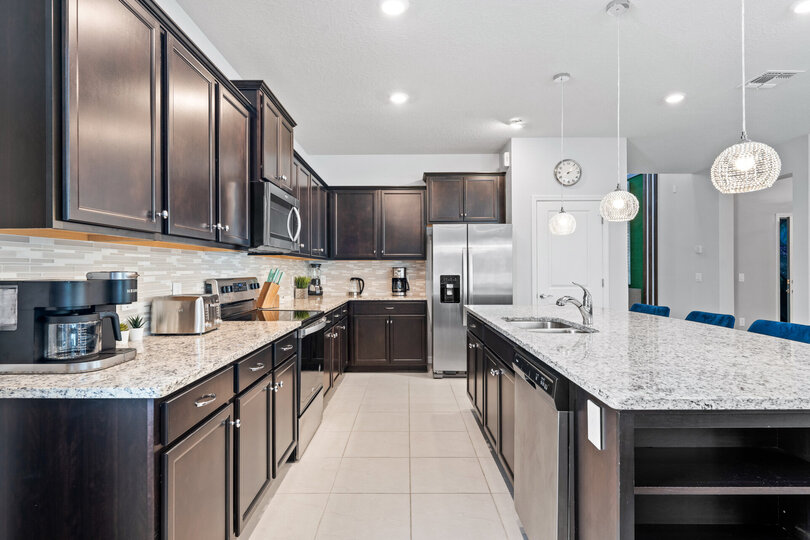 Luxury Contemporary Style Villa on Windsor Island Resort , Orlando Villa 5810