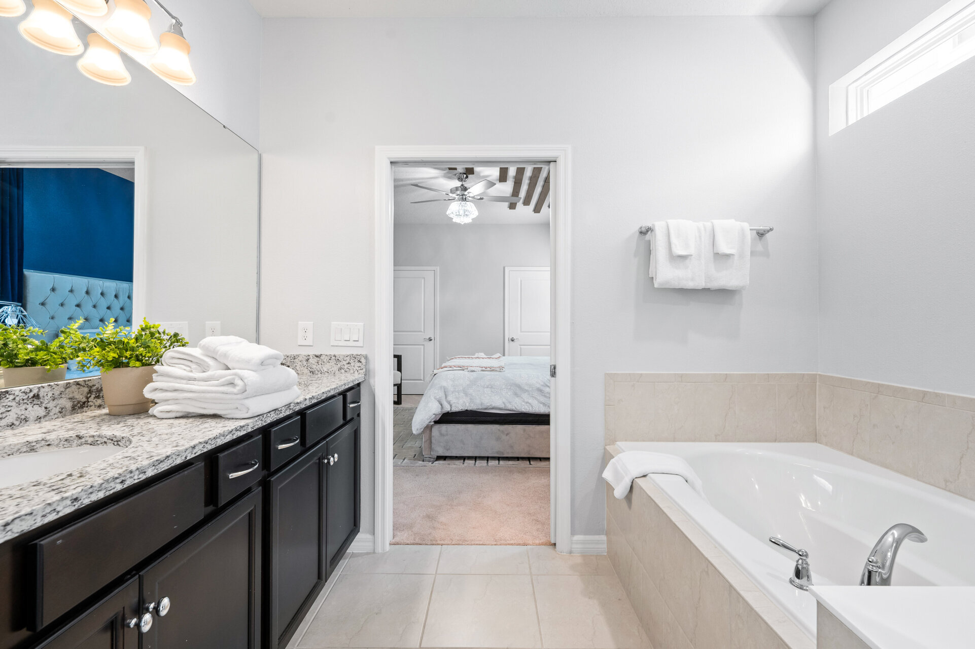 Luxury Contemporary Style Villa on Windsor Island Resort , Orlando Villa 5810