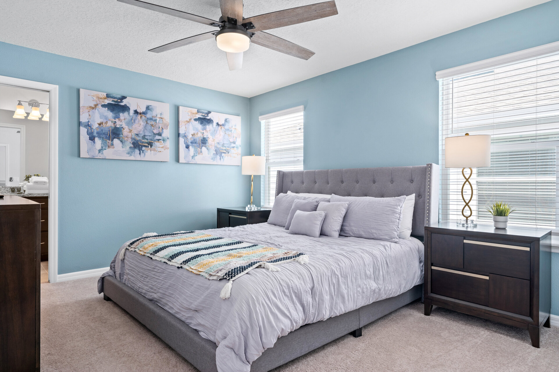 Luxury Contemporary Style Villa on Windsor Island Resort , Orlando Villa 5810