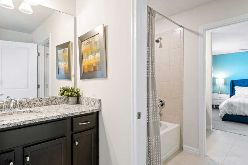 Luxury Contemporary Style Villa on Windsor Island Resort , Orlando Villa 5810