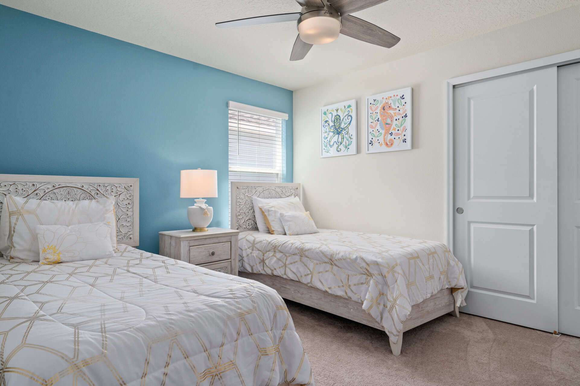 Luxury Contemporary Style Villa on Windsor Island Resort , Orlando Villa 5810