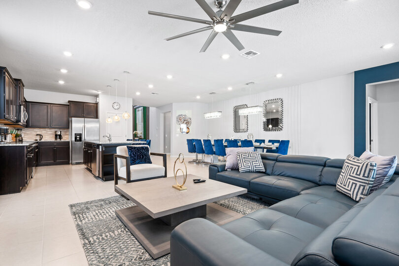 Luxury Contemporary Style Villa on Windsor Island Resort , Orlando Villa 5810