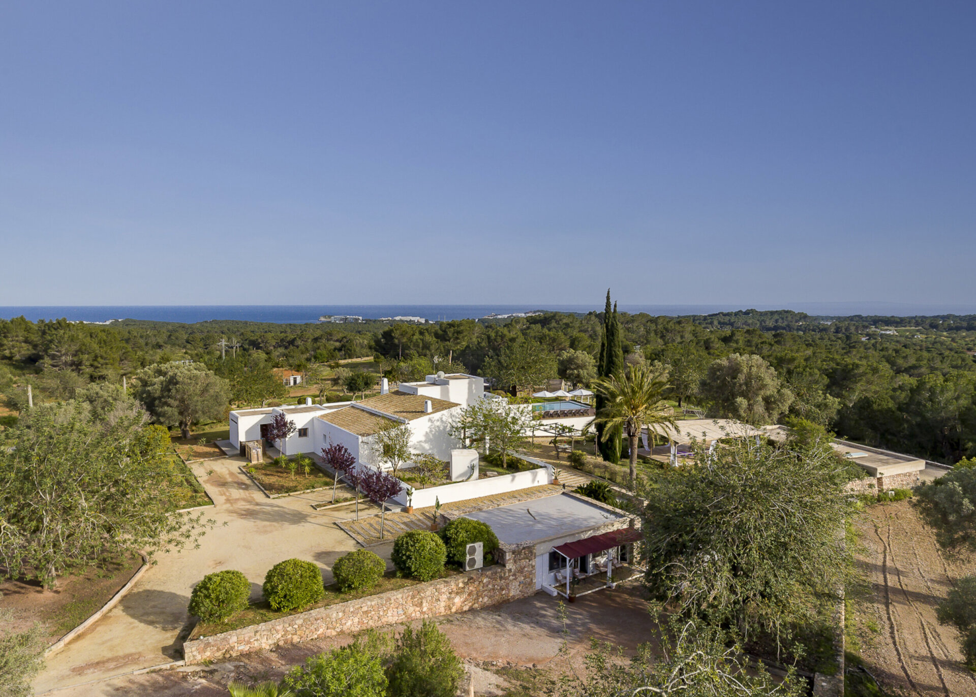 5 Star Villa Cel Blau – Luxurious Rural Hideaway