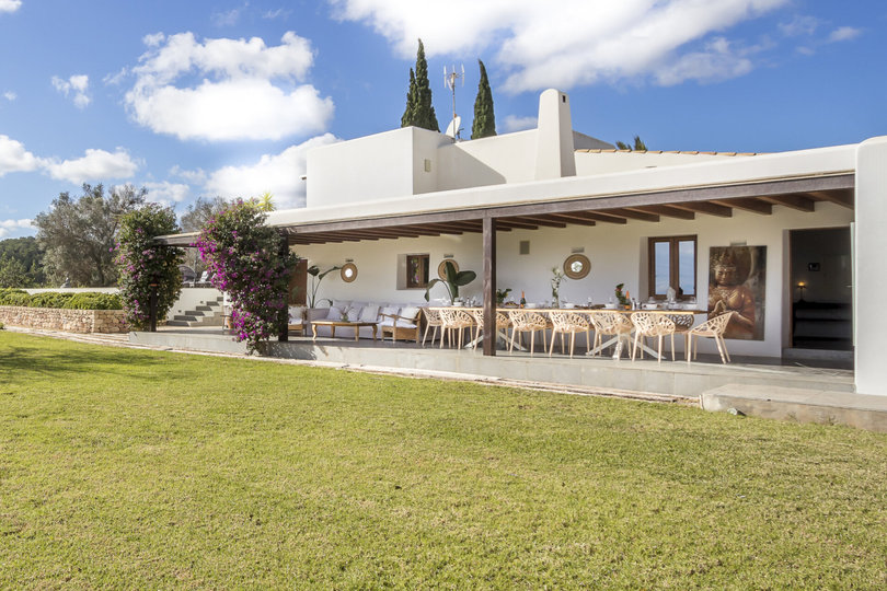 5 Star Villa Cel Blau – Luxurious Rural Hideaway