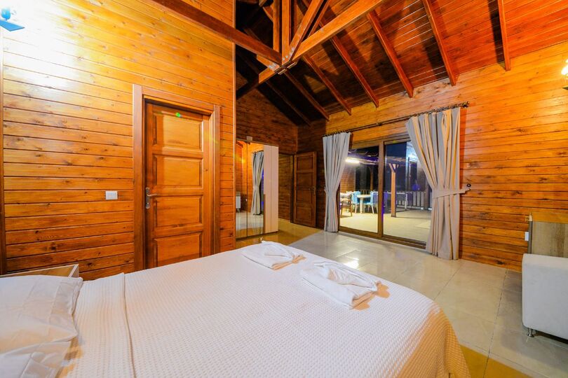 Exclusive Villa with Breathtaking Views, Islamlar Villa 1070