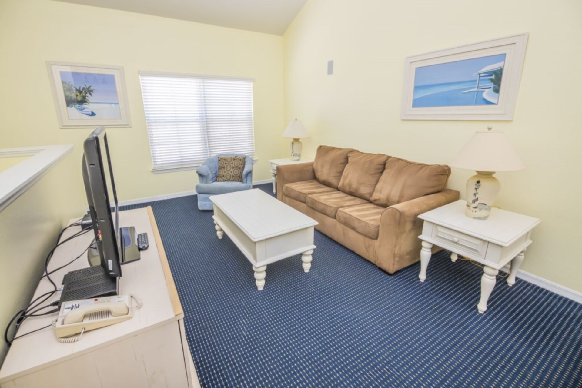 Luxury Condo with Fantastic Pool on Runaway Beach Club, Florida Condo 5979