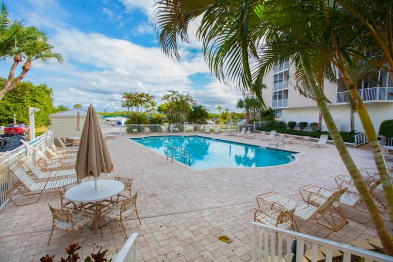The Ultimate 1 Bedroom Condo on Bonita Beach, Florida Condo 5945