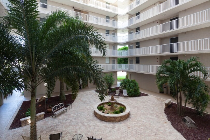 The Ultimate 1 Bedroom Condo on Bonita Beach, Florida Condo 5945