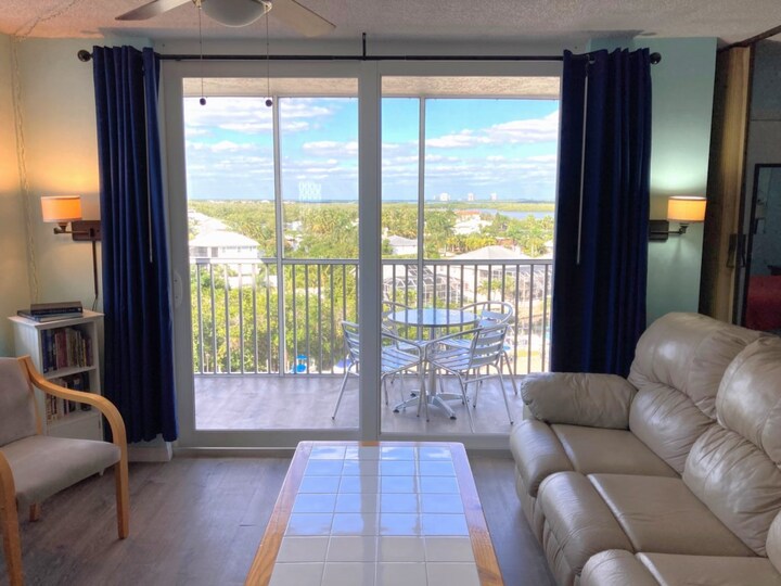 Exclusive Condo in One of most Prestigious Resorts, Bonita Beach, Florida Condo 5949