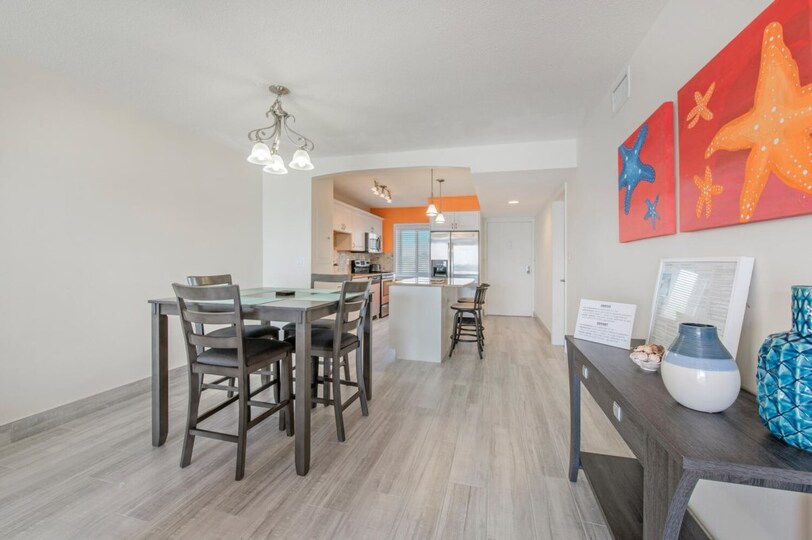5 Star Condo in one of the most Prestigious Areas in Leonardo Arms, Florida Condo 5950
