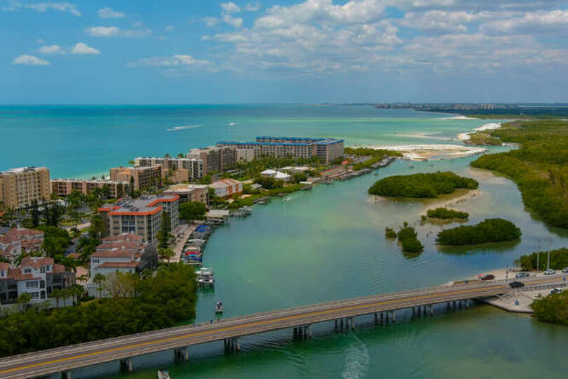 Exclusive Condo on Prestigious Resorts, Florida Condo 5951