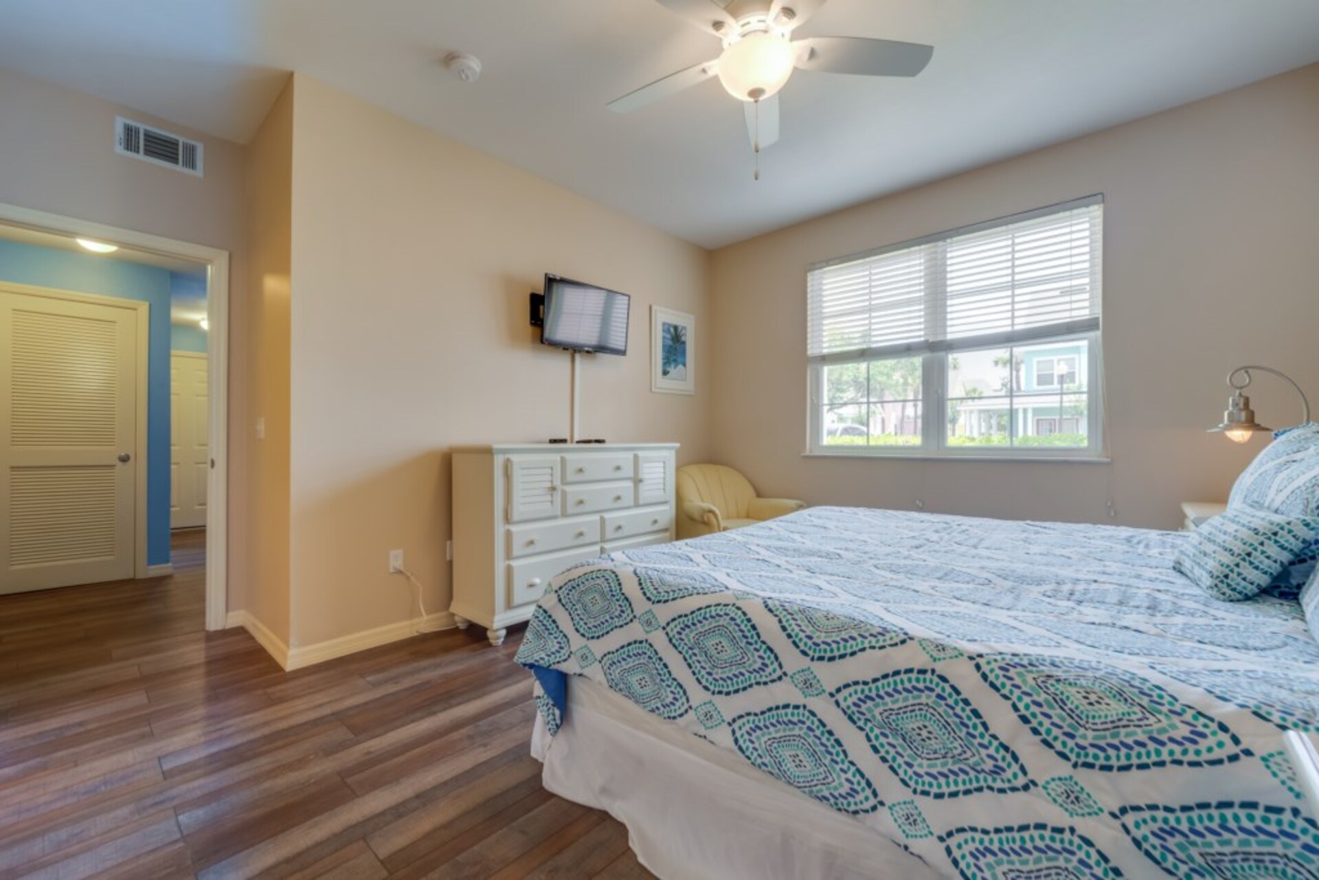 5 Star Condo in one of the most Prestigious Areas in Runaway Beach Club, Florida Condo 5983