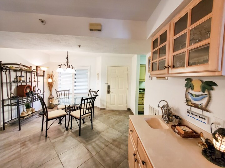 Exclusive Condo in One of most Prestigious Resorts, Santa Maria Harbor Resort, Florida Condo 5929